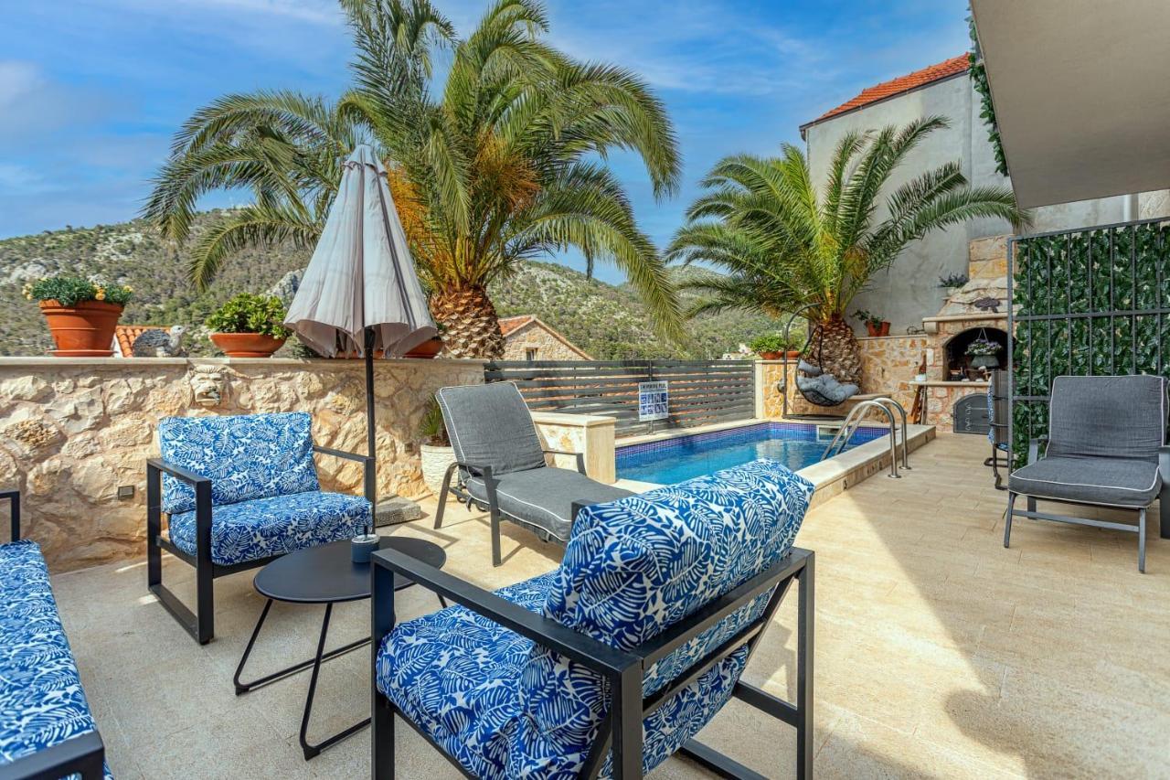Villa Capitis In The Center Hvar Town Exterior photo